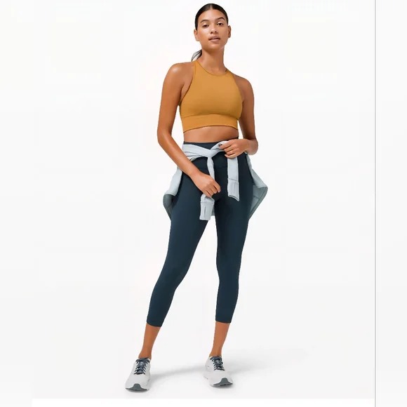 lulukemon Wunder Train Crop In Submarine. EUC. Size 2. - Picture 1 of 6